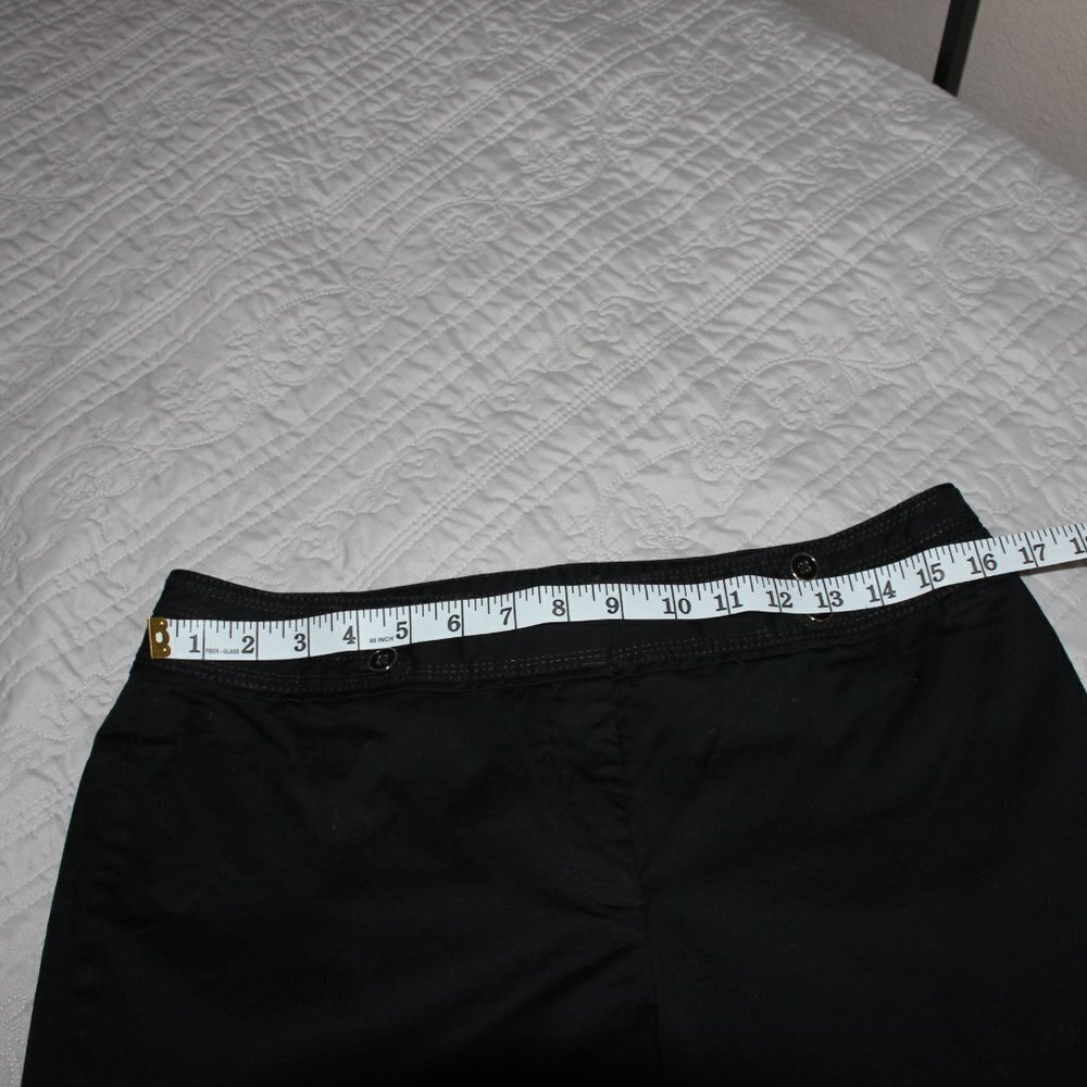 White House Black Market Pedal Pushers Size 8 Black - Picture 7 of 9